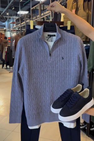 Cable-Knit Quarter-Zip Jumper