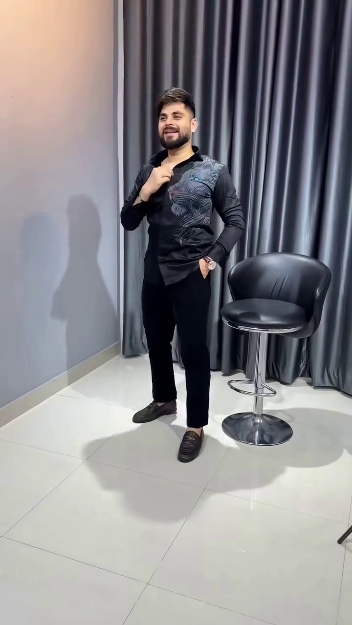 Men’s Tailored Fit Trendy Shirt - Image 3